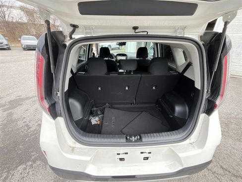 Used 2023 Kia Soul S image 23