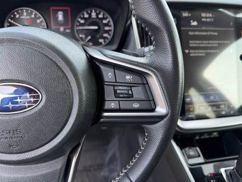 Used 2025 Subaru Outback Premium image 18