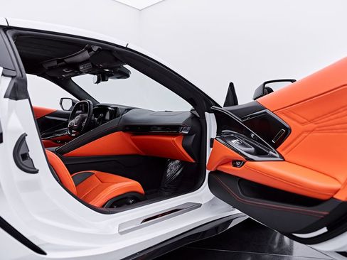Used 2025 Chevrolet Corvette Z06 RWD image 43