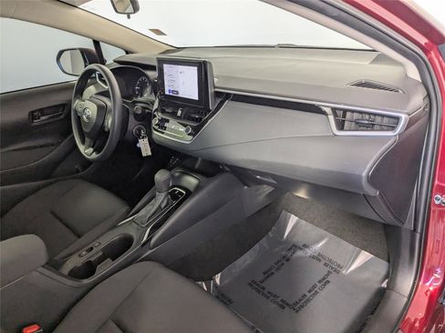 Certified 2023 Toyota Corolla LE image 22
