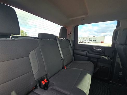 Used 2026 Chevrolet Silverado 2500 Custom w/ Custom Convenience Package image 17