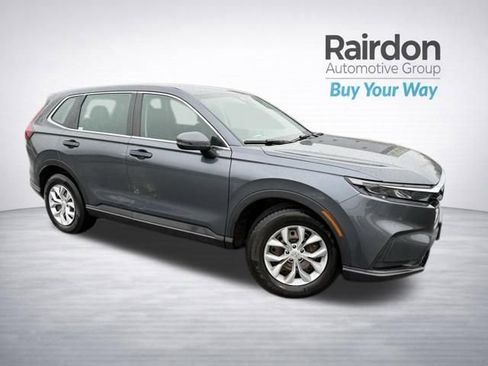 Used 2023 Honda CR-V LX image 1