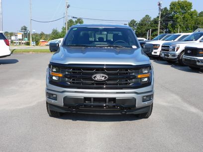 New 2025 Ford F150 XLT w/ Equipment Group 302A MID