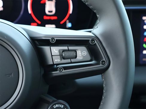 New 2025 Porsche Macan 4S Electric image 32