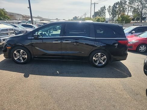Used 2018 Honda Odyssey Touring image 10