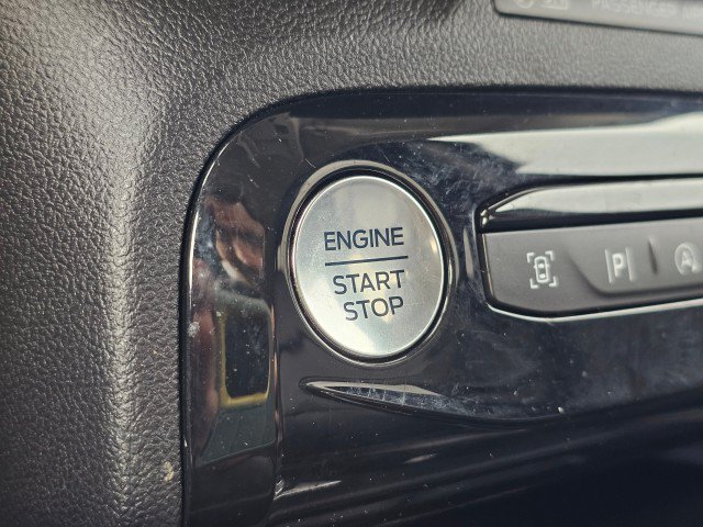 Used 2024 Ford Escape Platinum AWD/4WD image 41