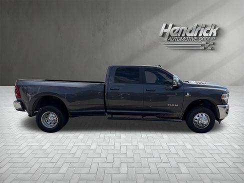 Used 2023 RAM 3500 Laramie AWD/4WD image 10