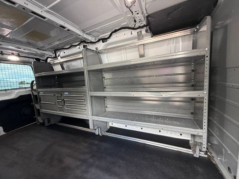 Used 2020 Ford Transit 150 Low Roof RWD image 32