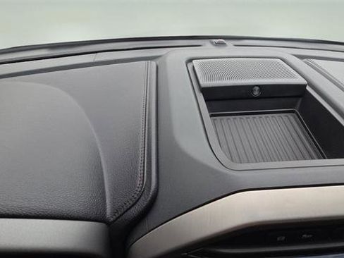 Used 2022 Ford F350 Platinum image 9