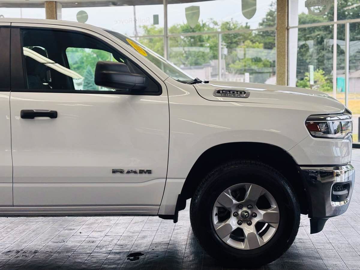 Used 2025 RAM 1500 Tradesman AWD/4WD image 5