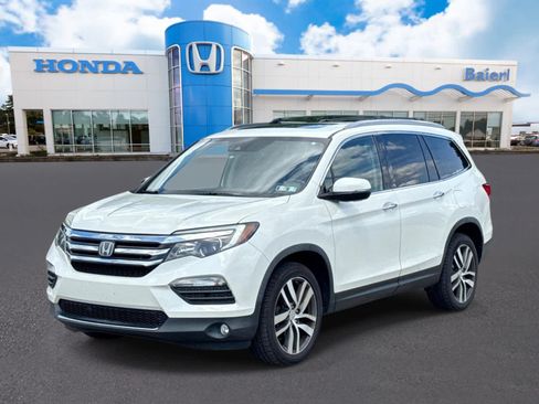 Used 2017 Honda Pilot Elite image 1