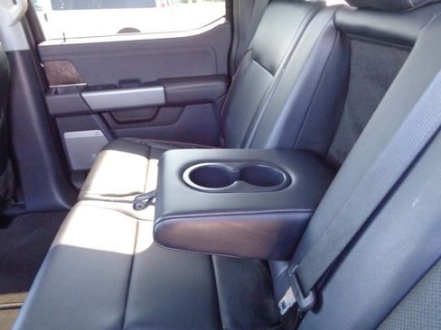 Used 2024 Ford F250 Lariat w/ Chrome Package image 56