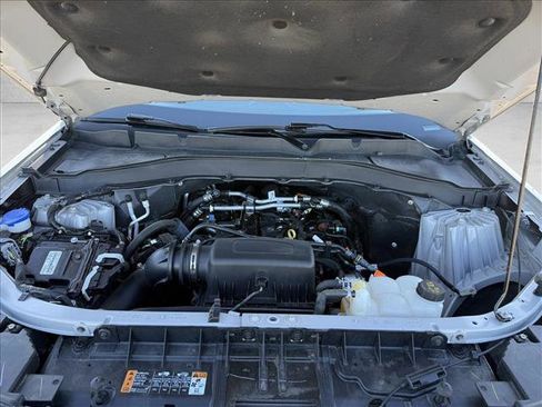 Used 2024 Ford Explorer XLT w/ Equipment Group 202A image 22