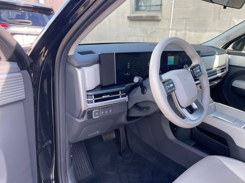 Used 2025 Hyundai Santa Fe SEL image 33