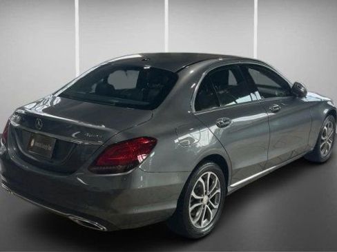 Used 2020 Mercedes-Benz C 300 4MATIC Sedan w/ Driver Assistance Package image 4