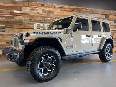 Used 2022 Jeep Wrangler Unlimited Rubicon 4xe w/ Cold Weather Group image 13