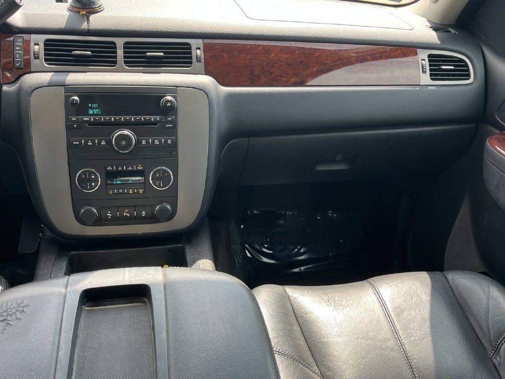 Used 2014 GMC Yukon XL SLT RWD image 11