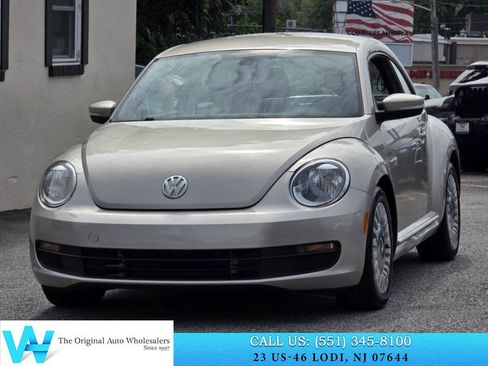 Used 2016 Volkswagen Beetle 1.8T SE FWD image 3