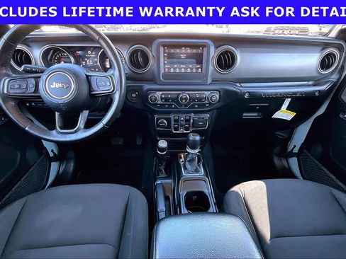 Used 2023 Jeep Wrangler Unlimited w/ Cold Weather Group AWD/4WD image 12