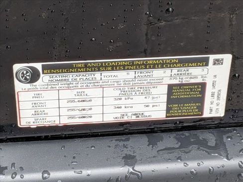 Used 2024 Land Rover Defender 110 S image 20