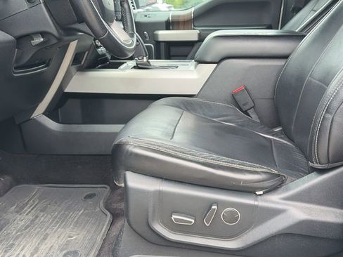 Used 2015 Ford F150 Lariat AWD/4WD image 10