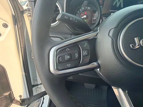 Used 2024 Jeep Wrangler Unlimited Sahara w/ Technology Group AWD/4WD image 22