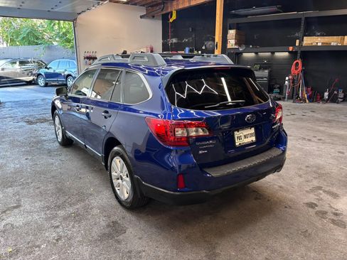 Used 2015 Subaru Outback 2.5i Premium AWD/4WD image 4