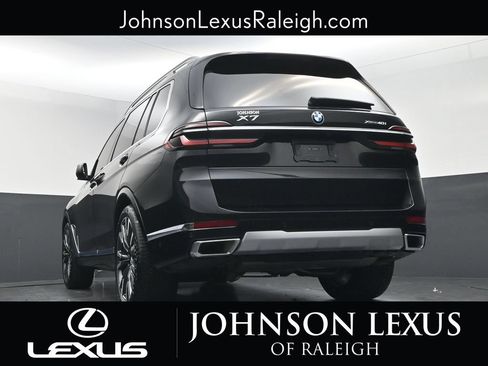 Used 2025 BMW X7 xDrive40i w/ Premium Package AWD/4WD image 18