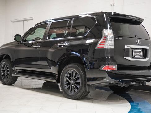 Used 2023 Lexus GX 460 Premium w/ Premium Plus Package image 34