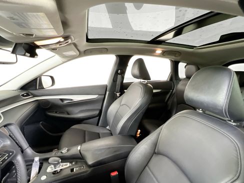 Used 2020 INFINITI QX50 Luxe w/ Navigation Package image 22