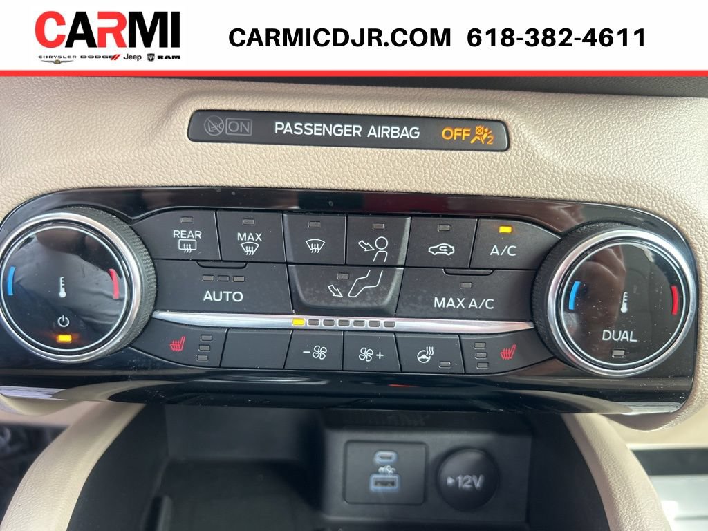 Used 2022 Ford Escape SEL w/ Technology Package AWD/4WD image 26