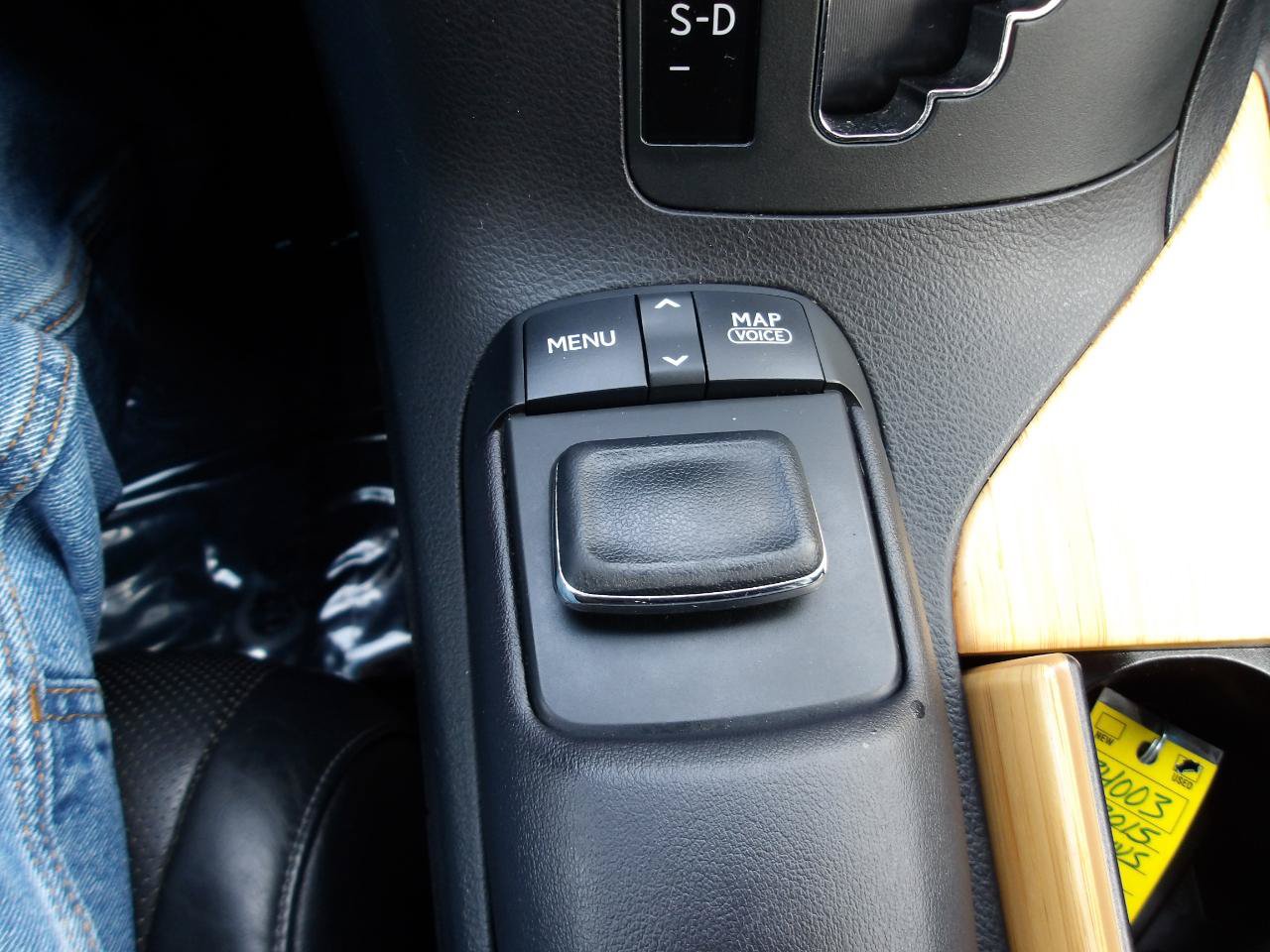 Used 2015 Lexus RX 450h AWD image 23