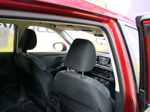 Used 2021 Nissan Rogue S AWD/4WD image 10