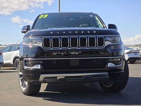 Used 2023 Jeep Wagoneer Series III w/ Premium Group I image 9