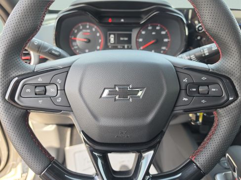 New 2026 Chevrolet Trax RS w/ Driver Confidence Package FWD image 34