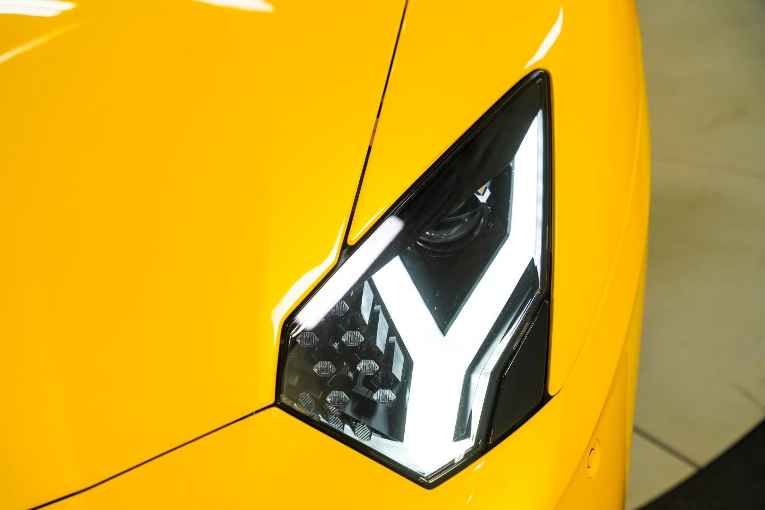 Used 2015 Lamborghini Aventador LP 700-4 AWD/4WD image 15