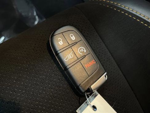 Used 2023 Dodge Durango R/T image 28