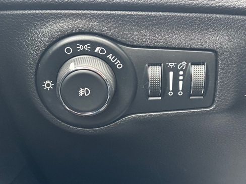 Used 2019 Jeep Compass Trailhawk AWD/4WD image 22