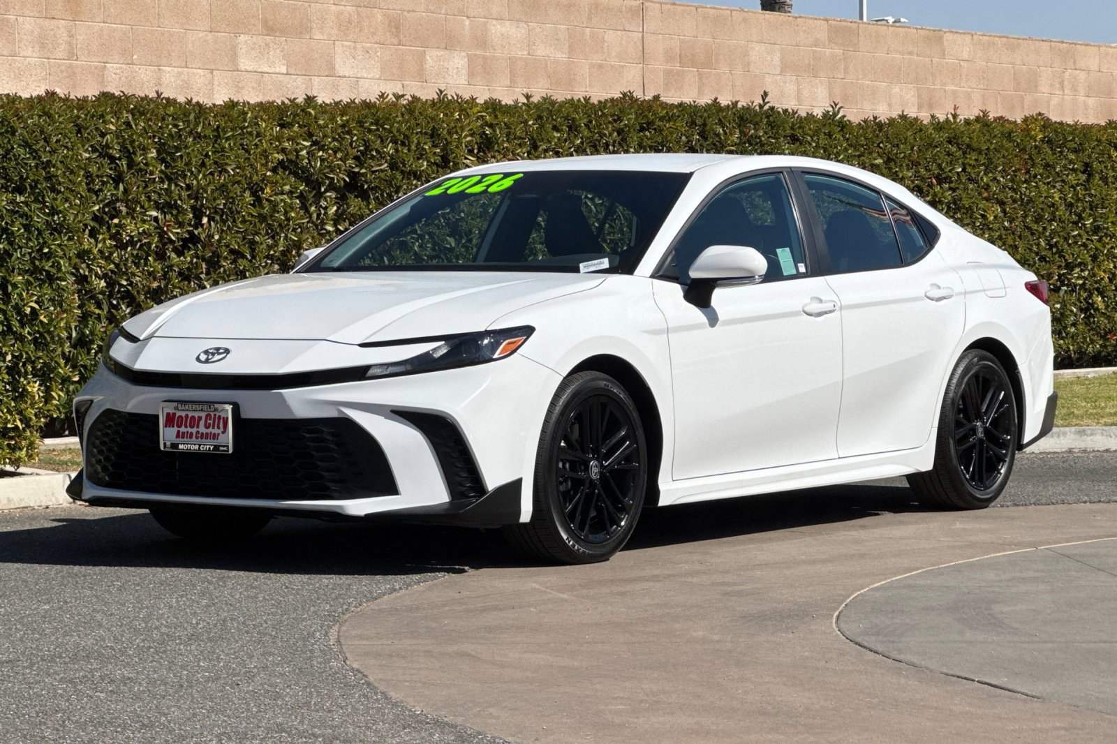 Used 2026 Toyota Camry SE FWD image 8