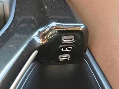 New 2026 Toyota Crown Signia AWD/4WD image 32