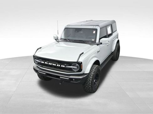 Used 2024 Ford Bronco Outer Banks image 21