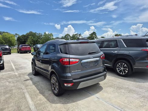 Used 2020 Ford EcoSport Titanium FWD image 4