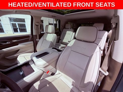 Used 2022 GMC Yukon Denali AWD/4WD image 16