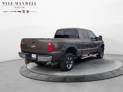 Used 2015 Ford F350 Lariat w/ Lariat Interior Package image 15