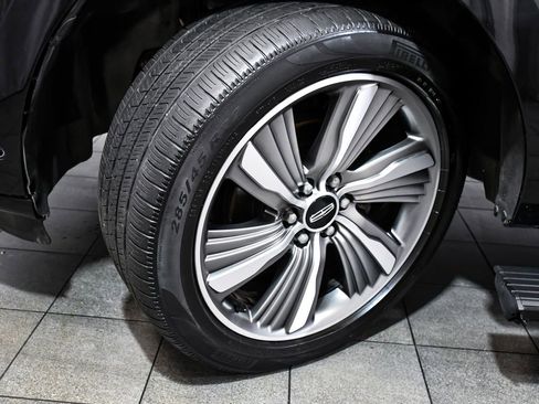 Used 2018 Lincoln Navigator Black Label w/ Cargo Package AWD/4WD image 7