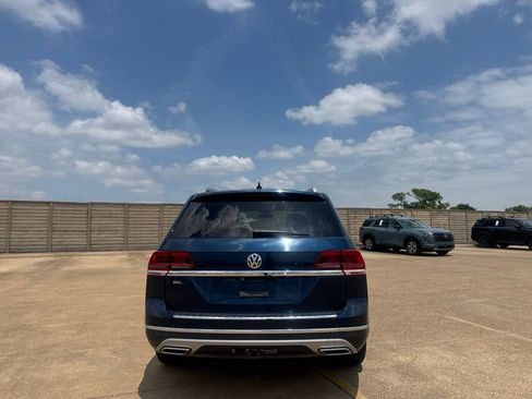 Used 2020 Volkswagen Atlas SEL FWD image 19