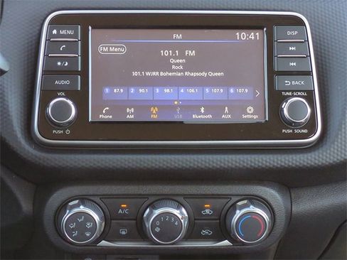 Used 2024 Nissan Kicks S image 18