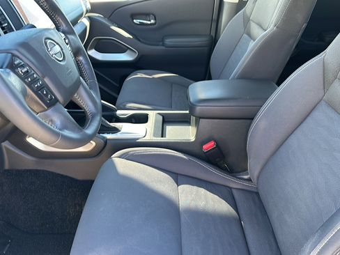 Certified 2024 Nissan Frontier SV w/ SV Convenience Package image 13