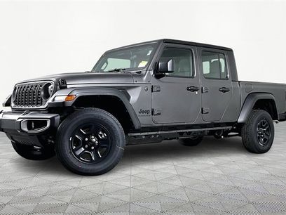 New 2026 Jeep Gladiator Sport