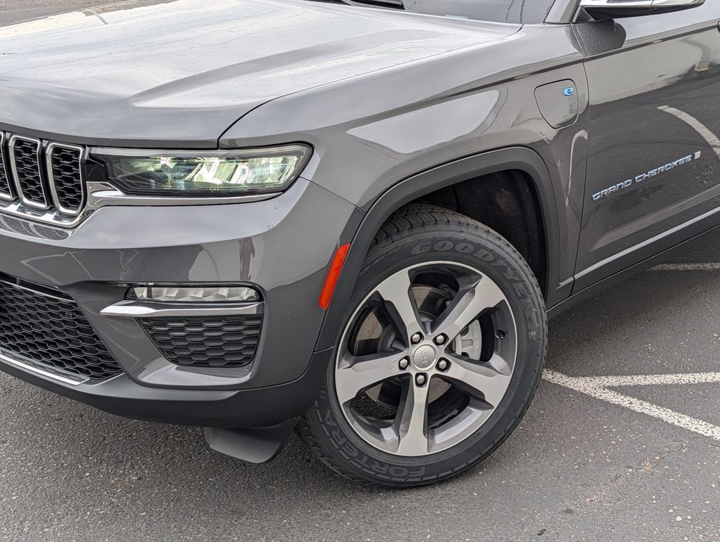 Used 2022 Jeep Grand Cherokee Limited 4xe AWD/4WD image 28